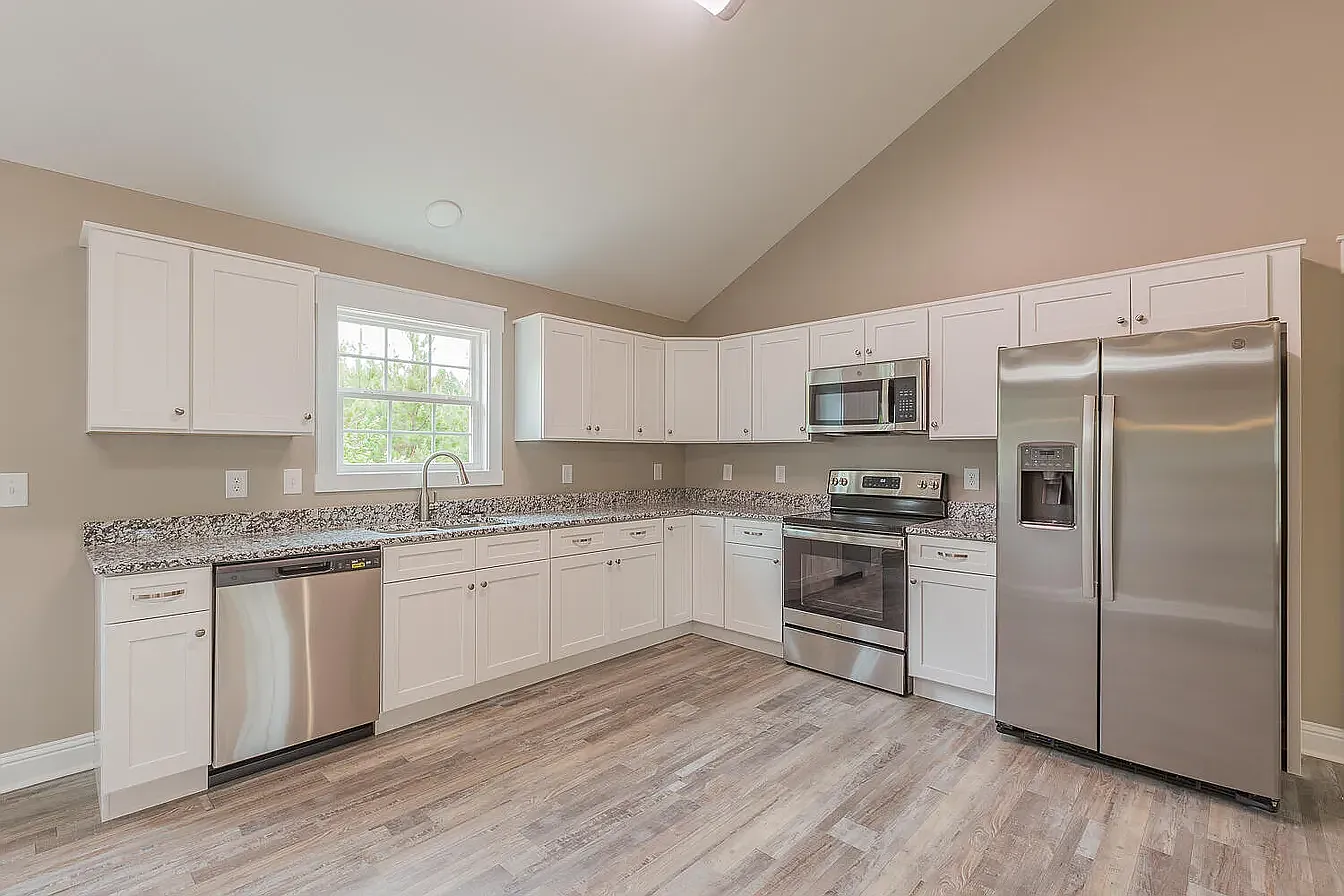 3 bed, 1525 sqft, $1,900 — Photo 4