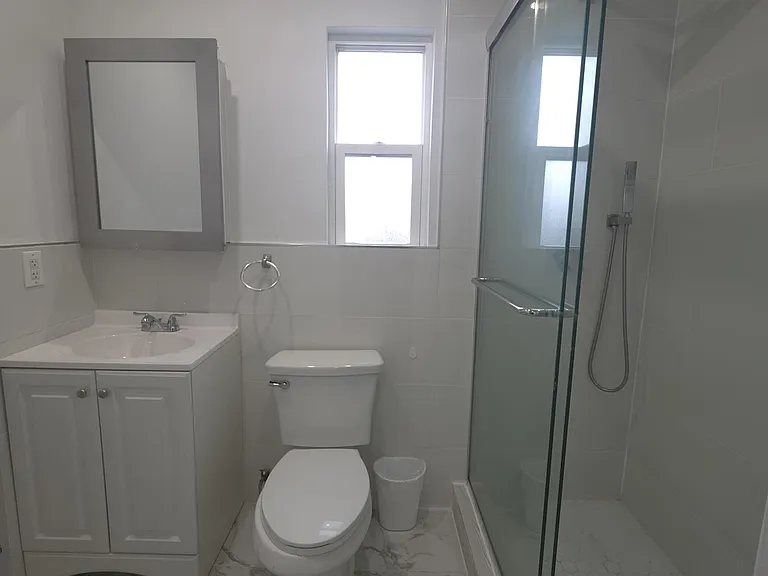 906 N Riverside Dr #1-9 — Photo 14
