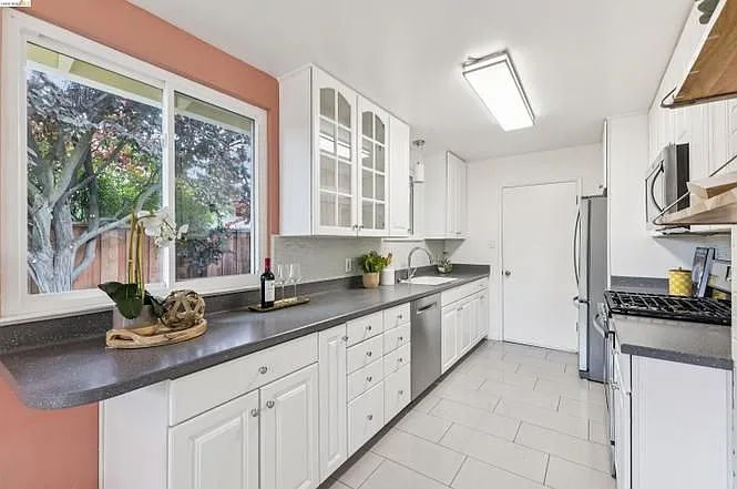 1231 Coventry Rd — Photo 9