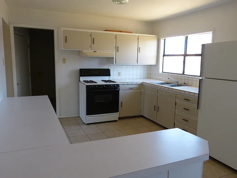 3021 Virginia Ave — Photo 5