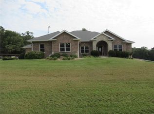 1367 Windle Rd, Cuba, MO 65453