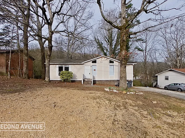 5764 Desoto Dr — Photo 1