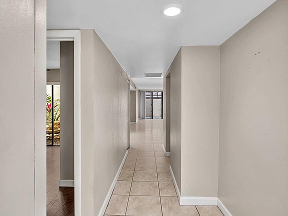 5th image of 1491 NW 113th Avenue