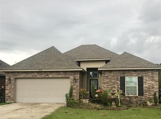 473 Christopher Dr, Houma, LA 70364