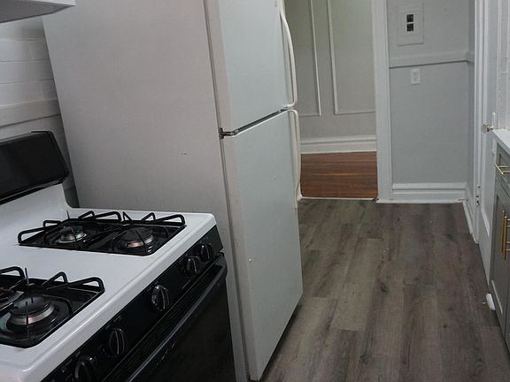 2nd image of 63 S Munn Ave #3