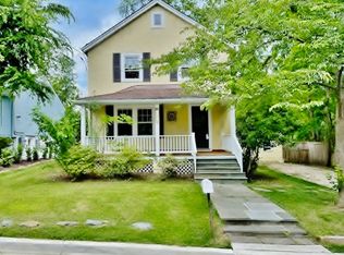 6409 78th St, Cabin John, MD 20818