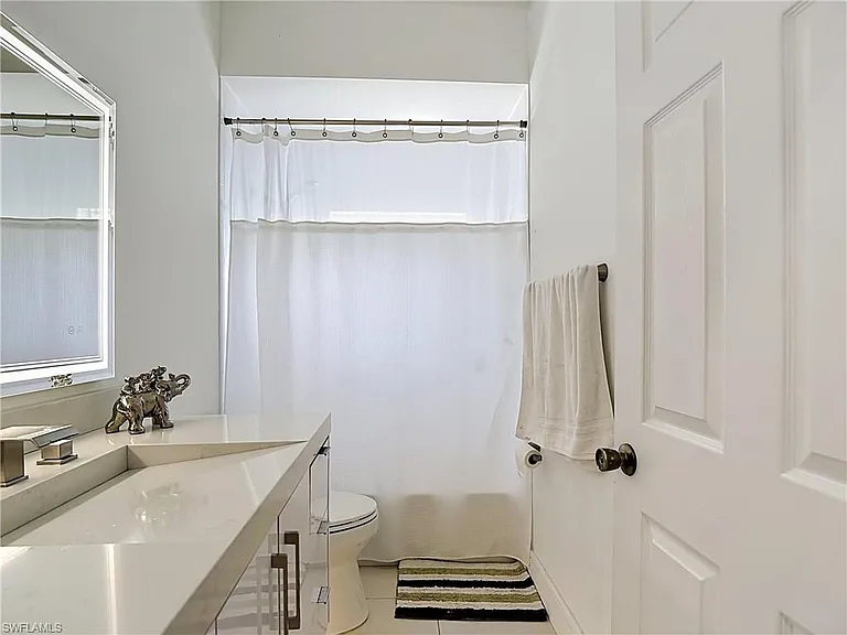 10735 San Tropez Cir — Photo 15