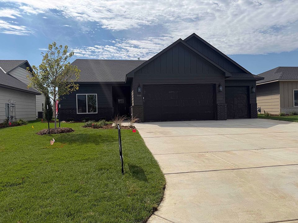 1st image of 705 N Wheatland Pl