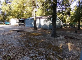 202 Nottingham Dr, Livingston, TX 77351