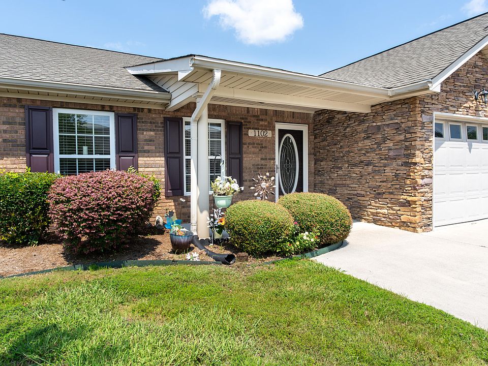 1st image of 1102 Applebrook Dr