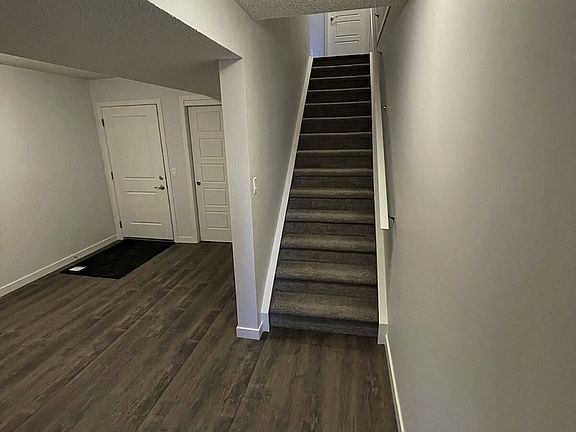 5th image of 301 Redstone Blvd NE