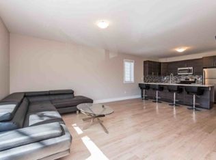 133 Sweetland Ave #1, Ottawa, ON K1N 7V1