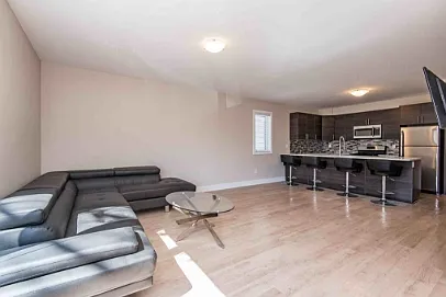 133 Sweetland Ave #1 Photo 1
