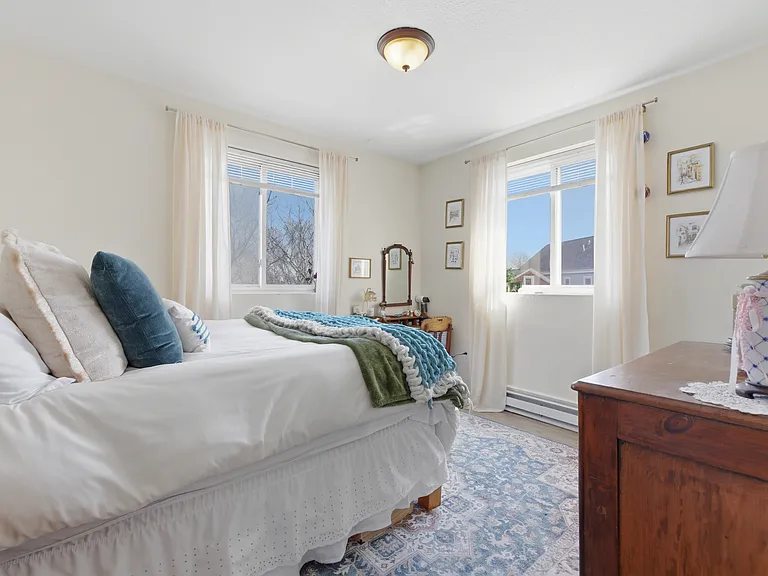 197 Calumet St #10 — Photo 4