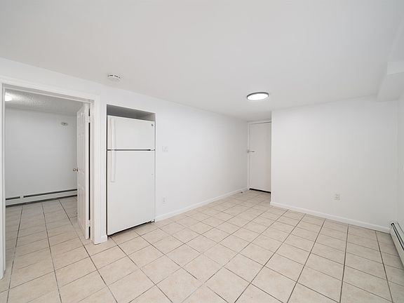 3rd image of 720 Liberty Ave #1