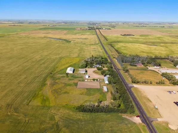 250035 E Township Road 304, Kneehill County, AB T0M 1Y0