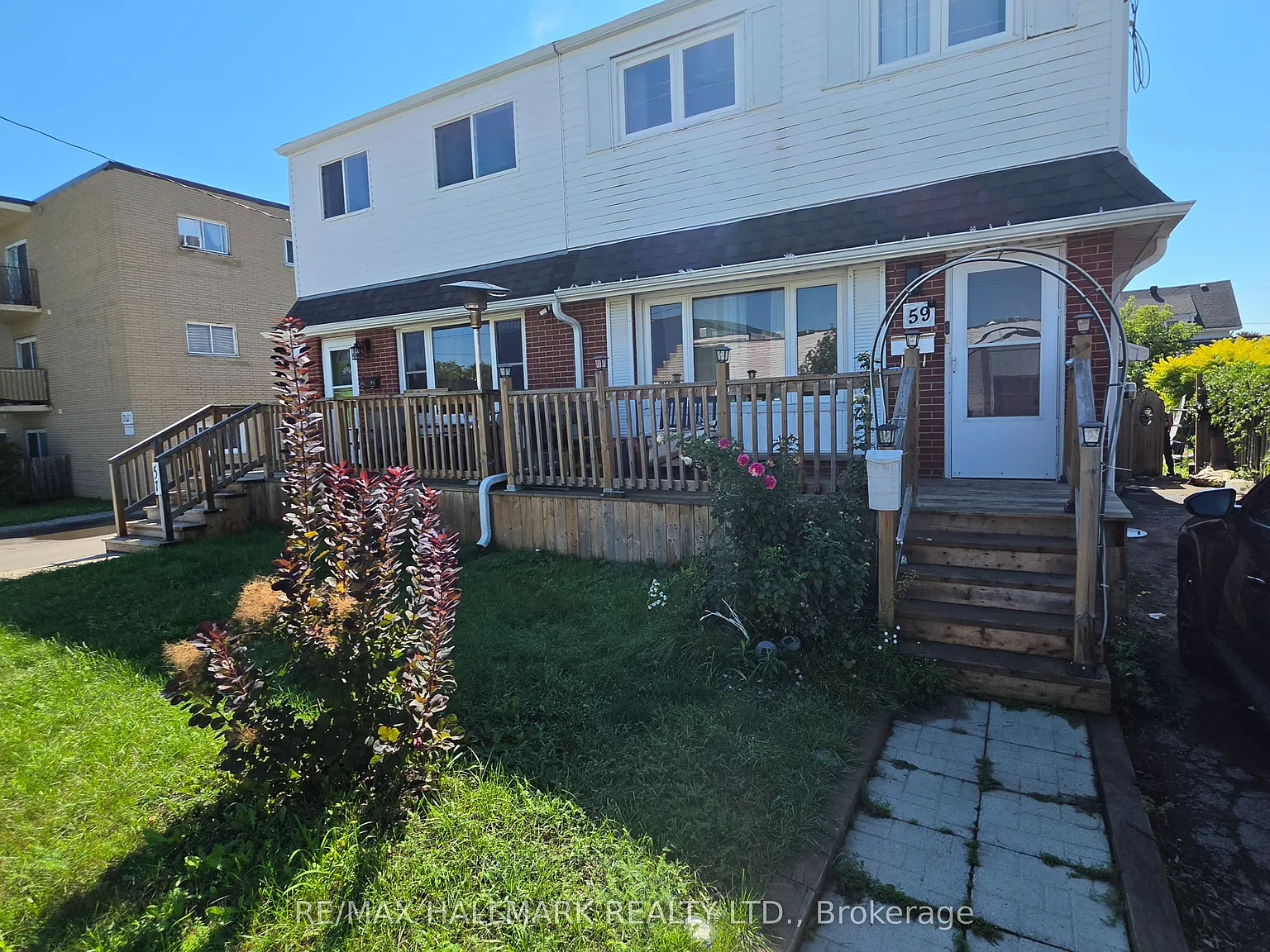 4 bed, $3,000 — Photo 2