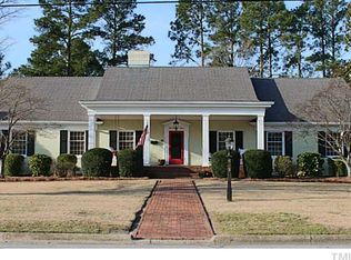 607 W Parrish Dr, Benson, NC 27504
