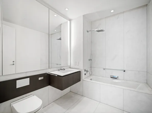 520 West 28th Street image 9 of 23