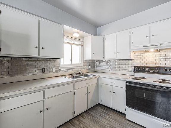 5th image of 8670 N Eston Rd