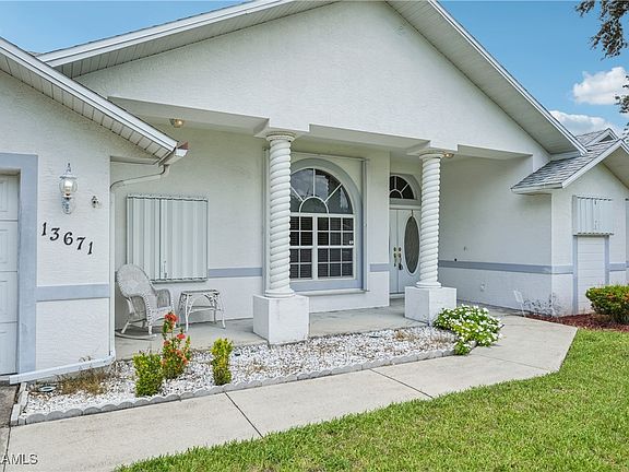 2nd image of 13671 Willow Bridge Dr