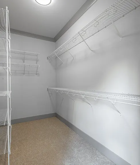 3613 Pickering Ave — Photo 8