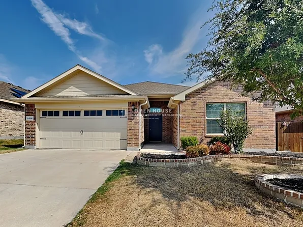 9316 Castorian Dr, Fort Worth, TX 76131