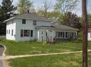 416 S 5th Ave, Tawas City, MI