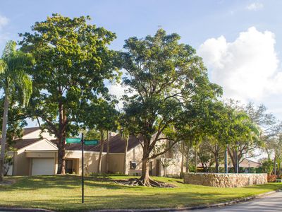 41 Balfour Road E, Palm Beach Gardens, FL, 33418