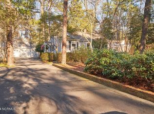 905 E Indiana Ave, Southern Pines, NC 28387