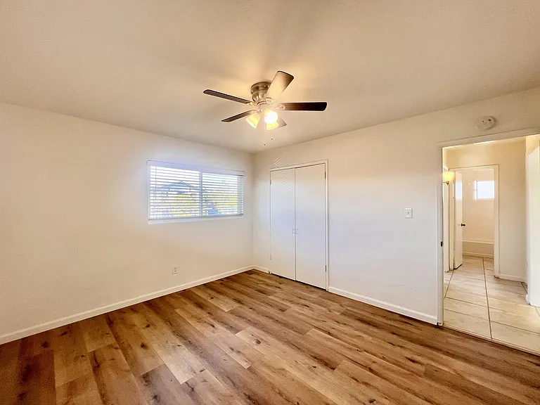 Bedroom (2)