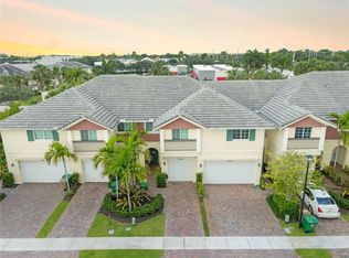 4645 Windmill Ln, Davie, FL 33328