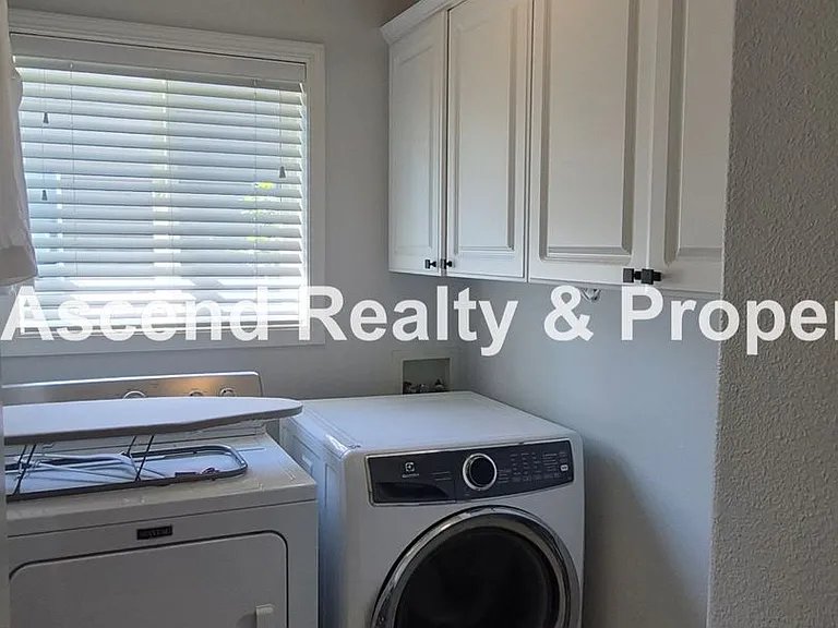 4197 NW 126th Ave — Photo 25