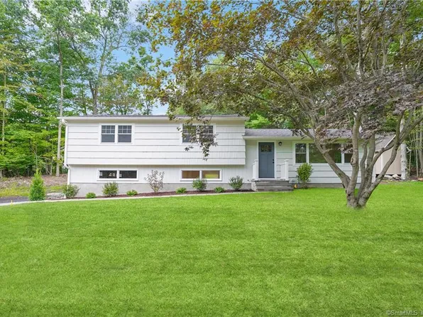 120 Jockey Hollow Road, Monroe, CT 06468