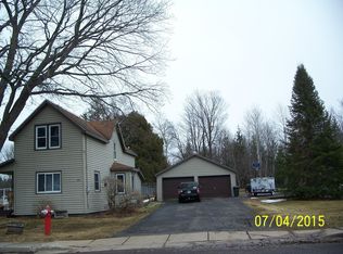 33 Oshkosh Ave, Gile, WI 54525