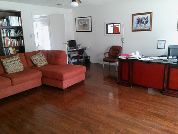 4th image of 117 Jordan Dr