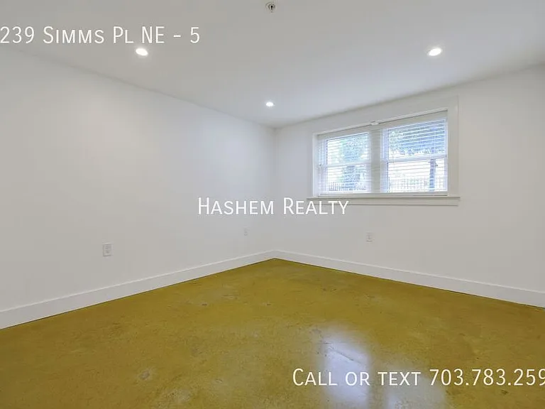 1239 Simms Pl NE #5 — Photo 11