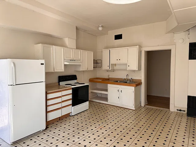 2 bed, 1.0 bath, 1000 sqft, $1,450 — Photo 2