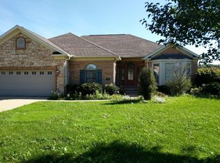 7682 Rolling Green Ave NW, Massillon, OH 44646