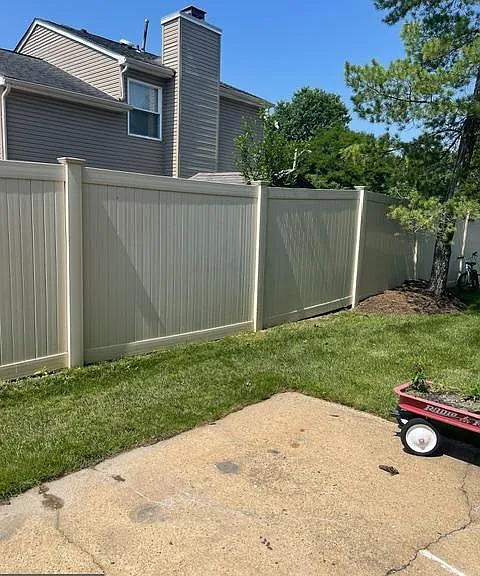 13 Chatham Ct — Photo 17