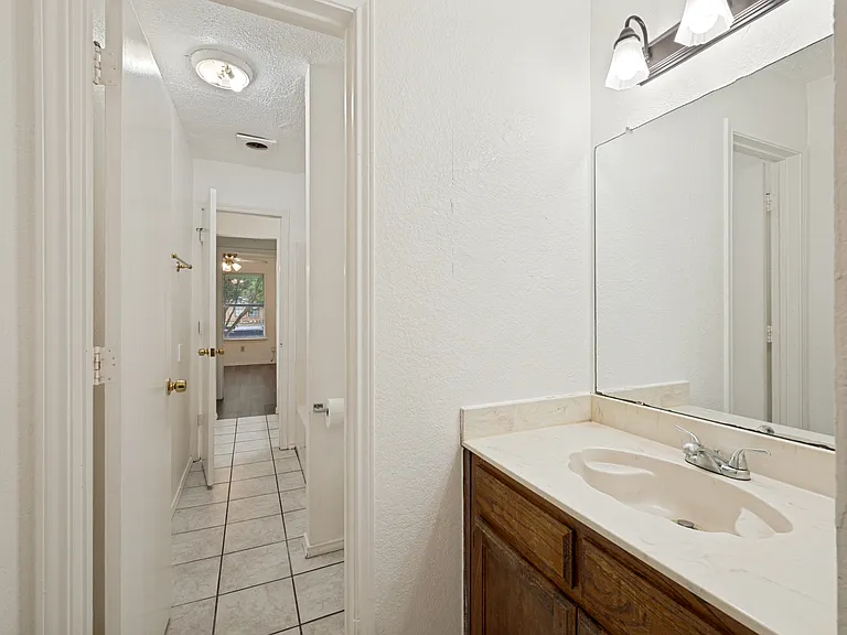 5431 Wild West Dr — Photo 15