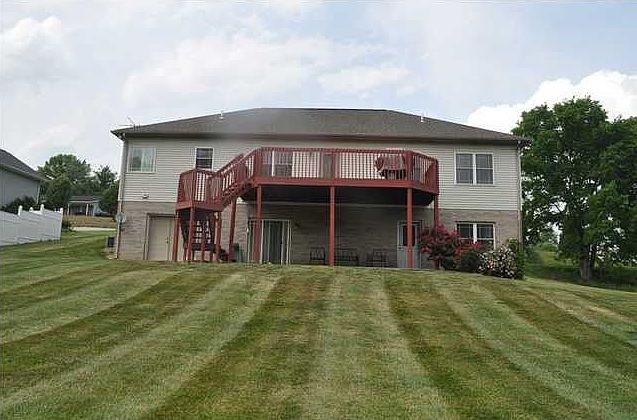 1st image of 512 W Prancer Dr S