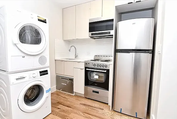 Rented by Living New York | media 2