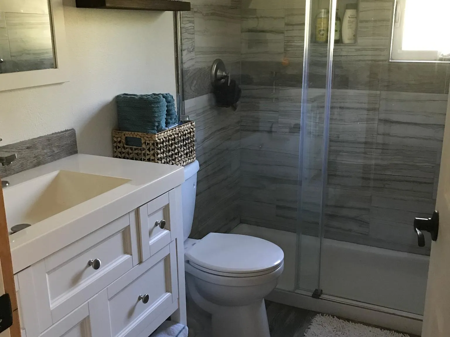 Sierra Dr, Tahoma — Photo 3