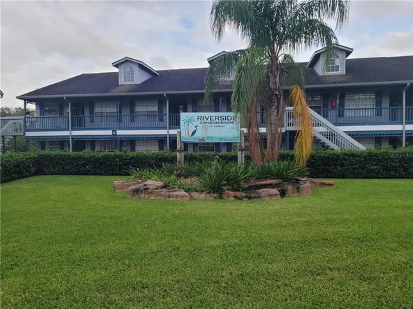 313 Dirksen Dr, Debary, FL