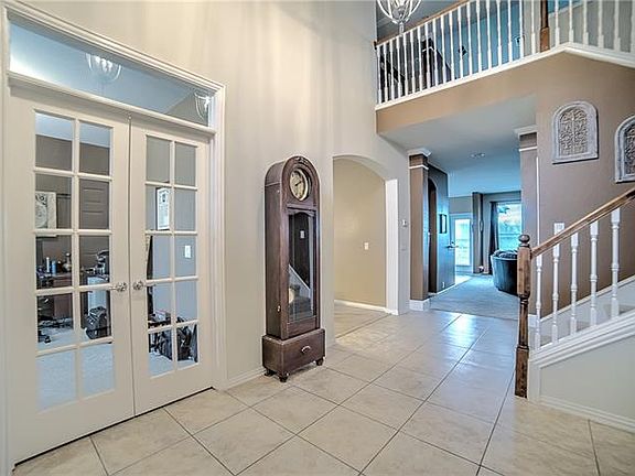 3rd image of 2324 Festival Park Ln