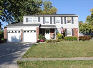 1025 Terracewood Dr, Englewood, OH