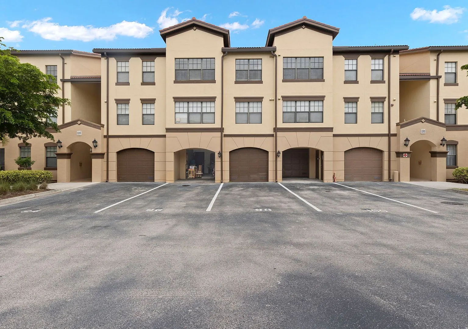 12955 Positano Cir #104-Amber — Photo 1