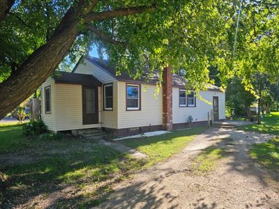 170 8th St SW, Pine Island, MN, 55963