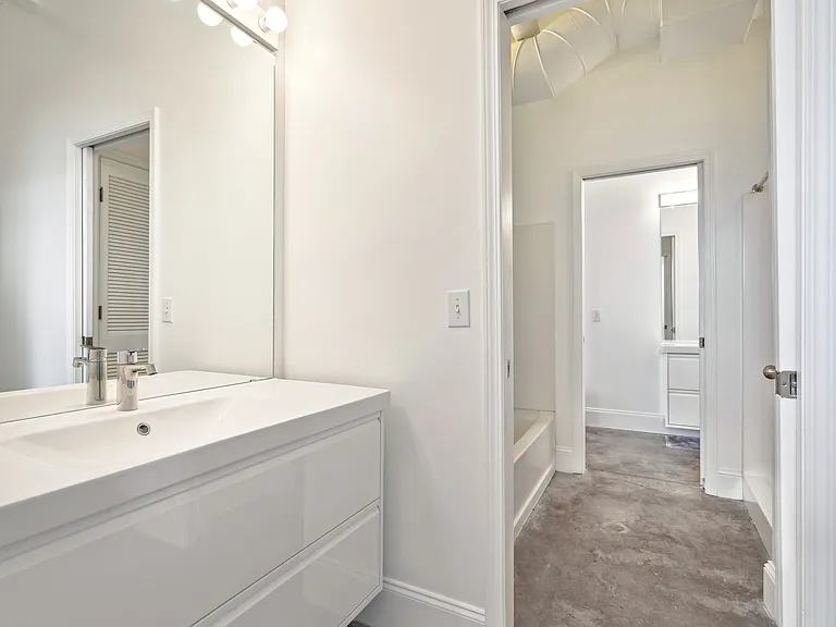 Large Bathrooms w/ Floating Vanities